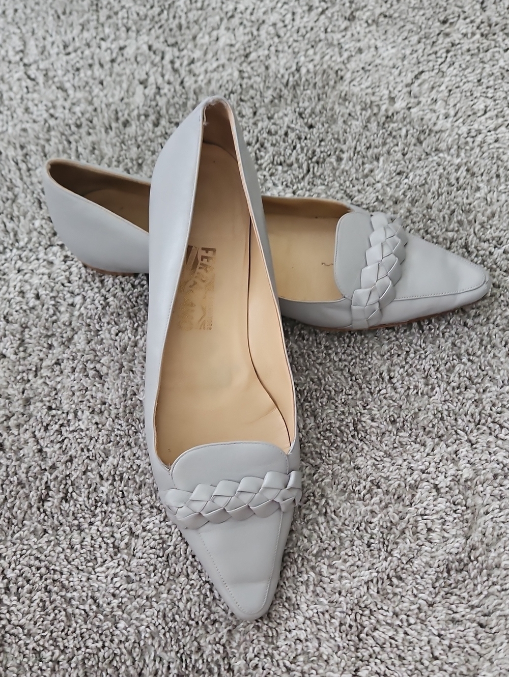 Salvatore Ferragamo Light Gray Minimalist Chic Flats 10B